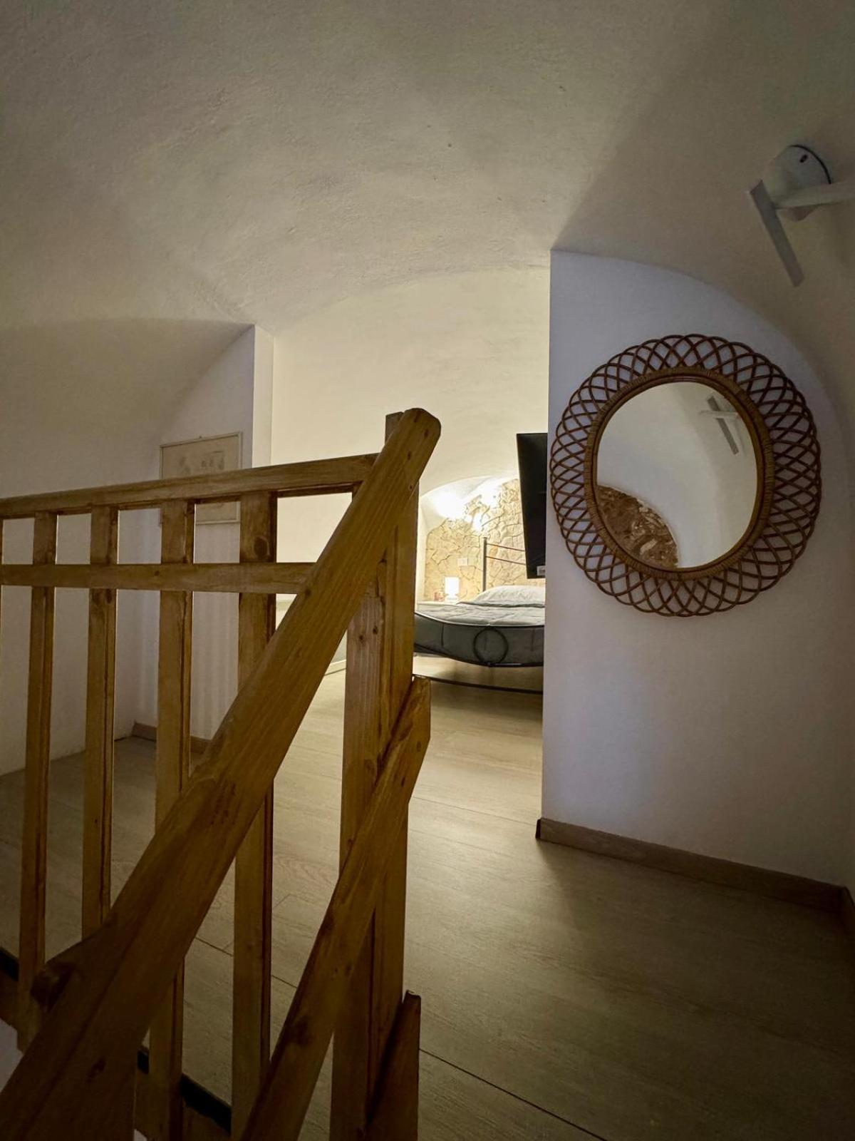 Casa vacanze Finicchia Art House Aeroporto di Catania Fontana Rossa